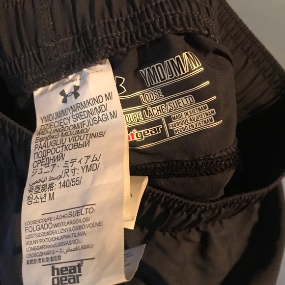 UNDER ARMOUR XS Activewear Shorts - Picture 3 of 8